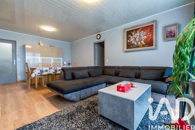 Appartement - 102 m² - 6 pièces