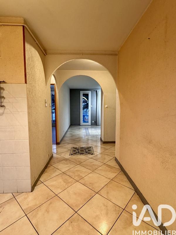 Appartement - 75 m² - 4 pièces