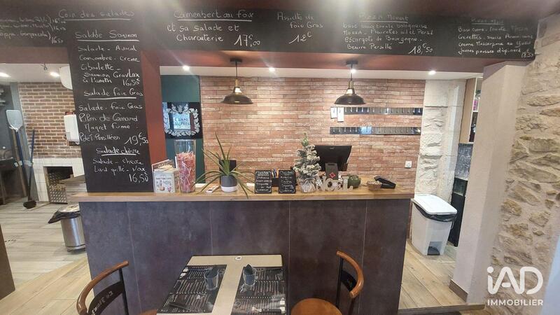 Local commercial - 216 m²