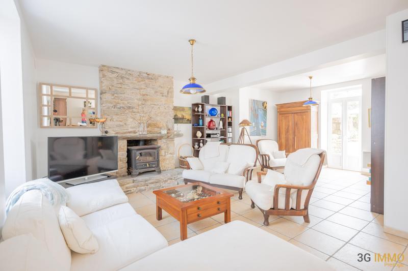 Maison ancienne - 190 m² - 7 pièces