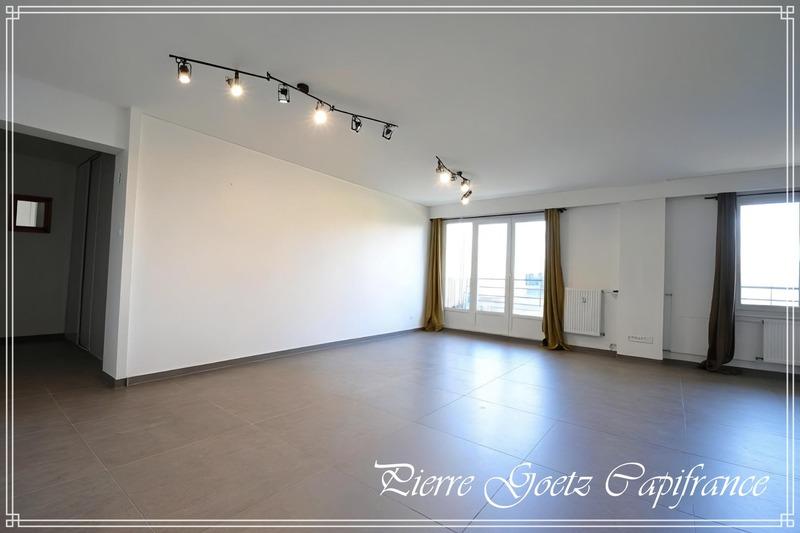 Appartement - 92 m² - 3 pièces