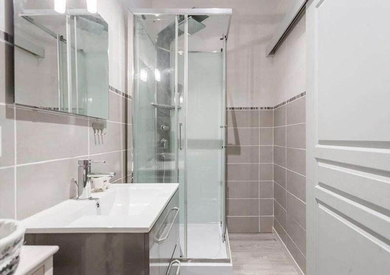 Maison - 420 m² - 10 pièces