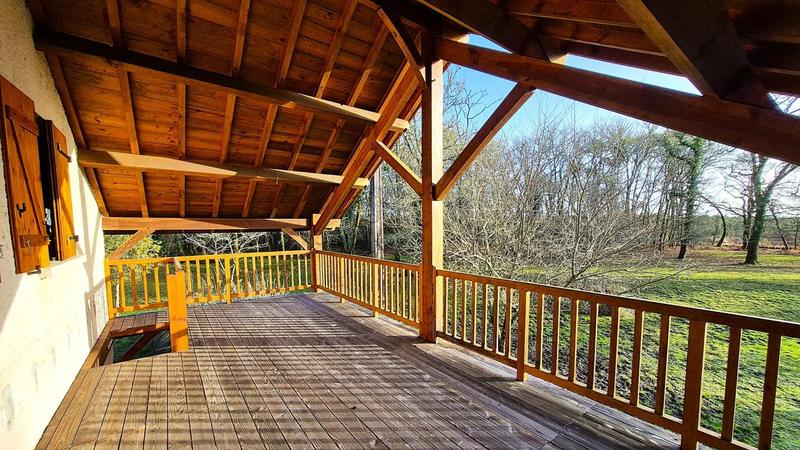 Maison - 180 m² - 7 pièces