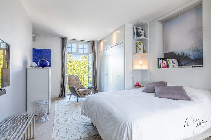 Maison - 257 m² - 7 pièces