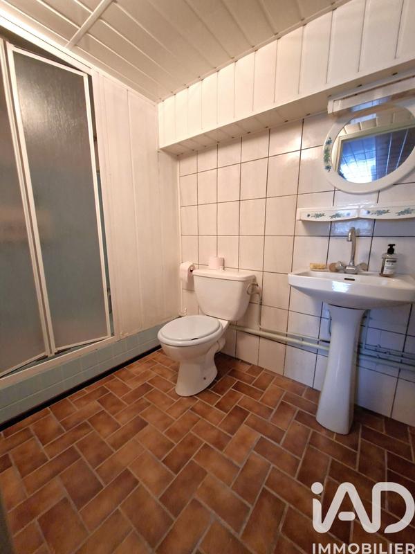 Maison - 222 m² - 6 pièces