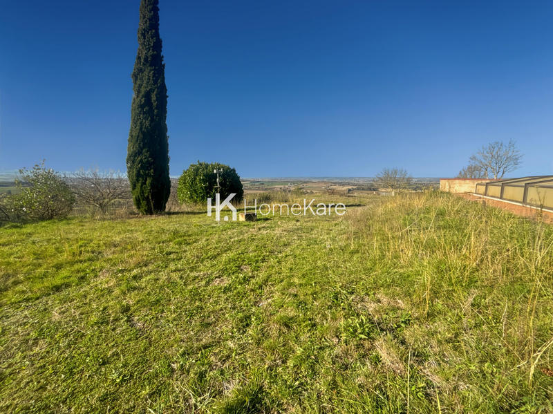 Maison - 280 m² - 11 pièces