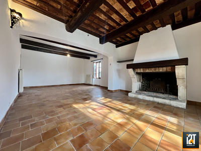 Mas - 209 m² - 6 pièces