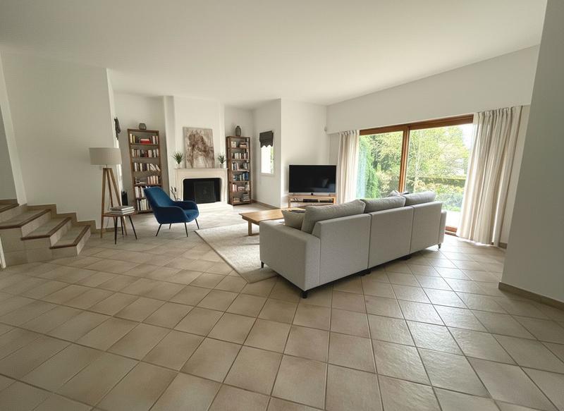 Maison - 187 m² - 7 pièces