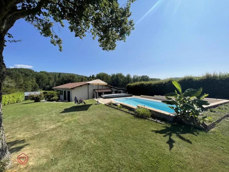 Villa - 144 m² - 6 pièces