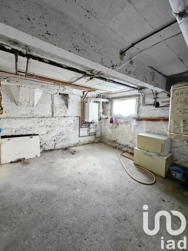 Maison - 90 m² - 5 pièces