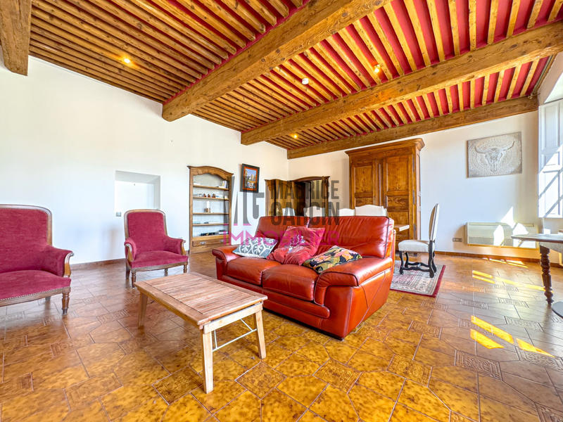 Appartement - 192 m² - 6 pièces