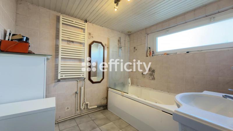 Maison - 160 m² - 7 pièces