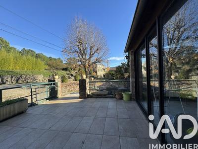 Maison - 292 m² - 10 pièces