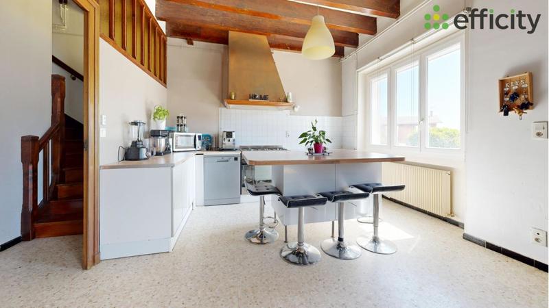 Maison - 102 m² - 4 pièces