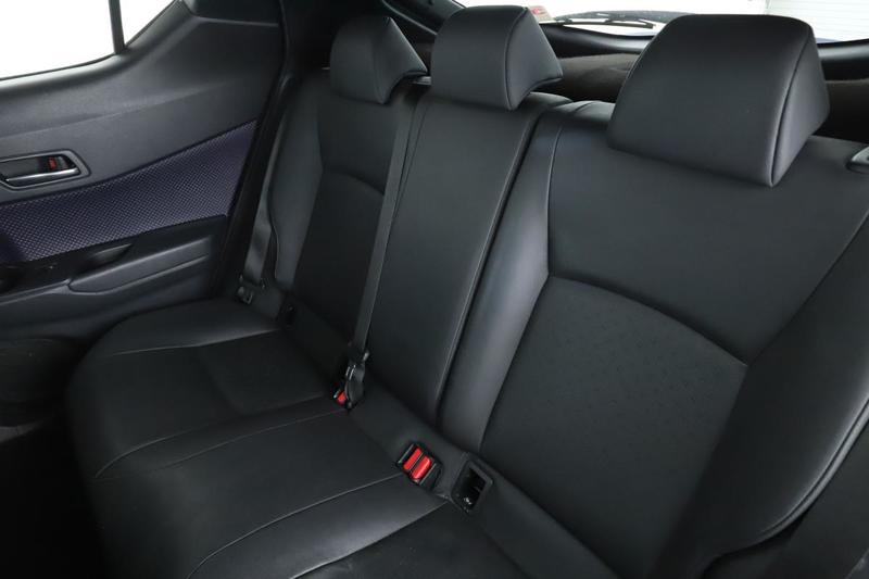 Toyota c-Hr 1.8 Hybride Graphic 122 ch