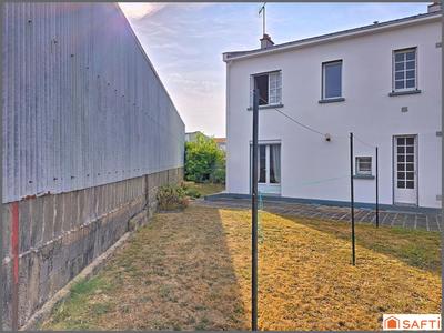 Maison - 90 m² - 4 pièces