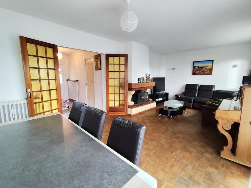 Pavillon - 110 m² - 5 pièces