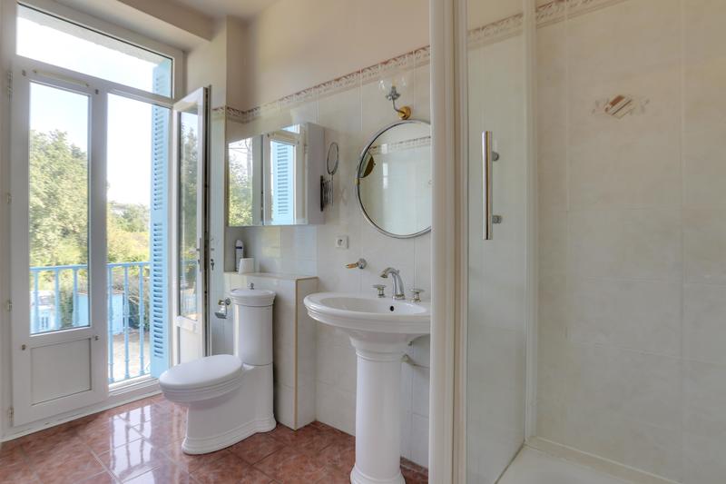 Appartement - 130 m² - 4 pièces