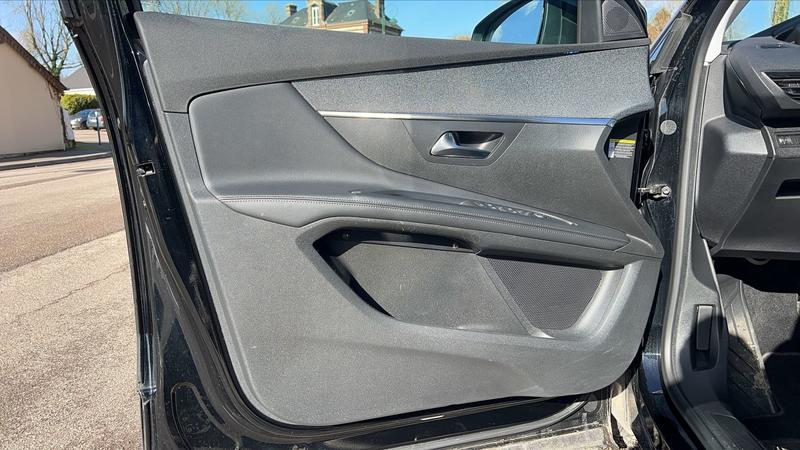 Peugeot 5008 II 1.2 Puretech 130 Eat8 Allure Business - Première main Automatique