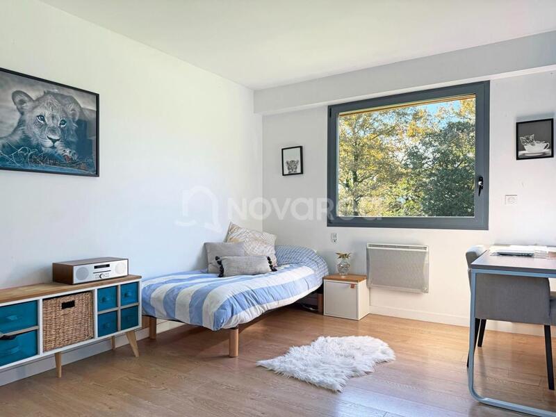 Villa - 200 m² - 7 pièces