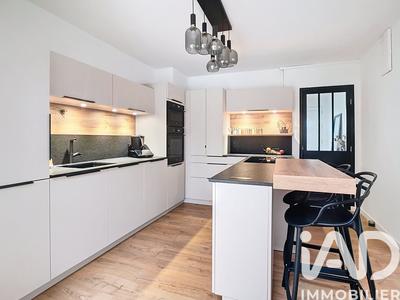 Maison - 115 m² - 6 pièces