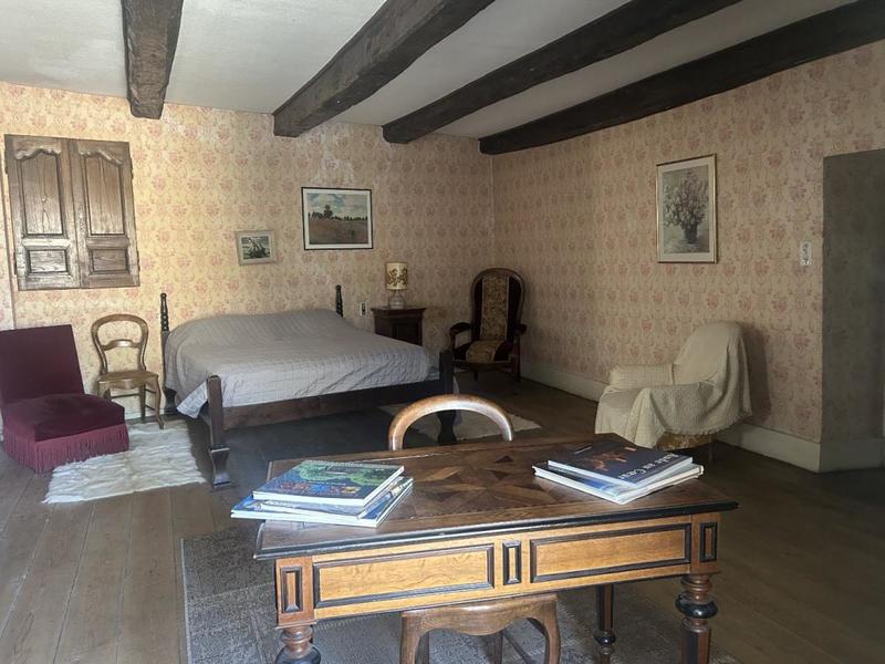 Demeure - 257 m² - 8 pièces