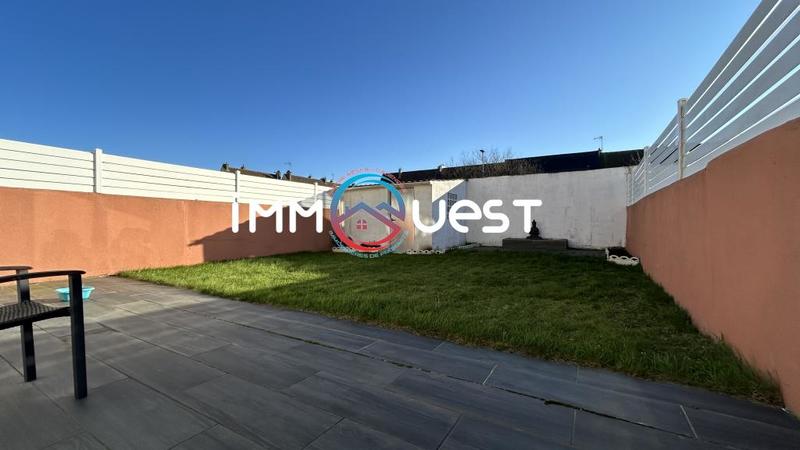 Maison - 93 m² - 4 pièces