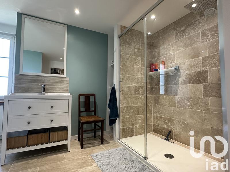 Maison - 181 m² - 6 pièces