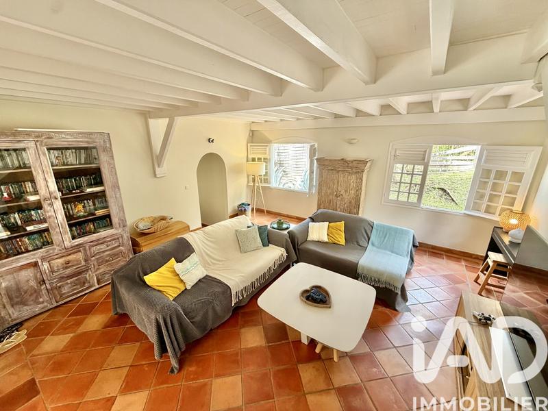 Maison - 138 m² - 5 pièces