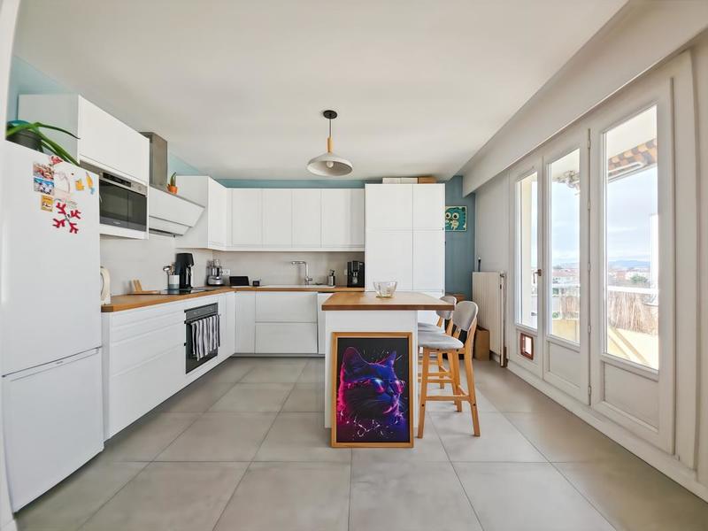 Appartement - 88 m² - 4 pièces