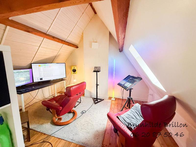 Maison - 121 m² - 4 pièces