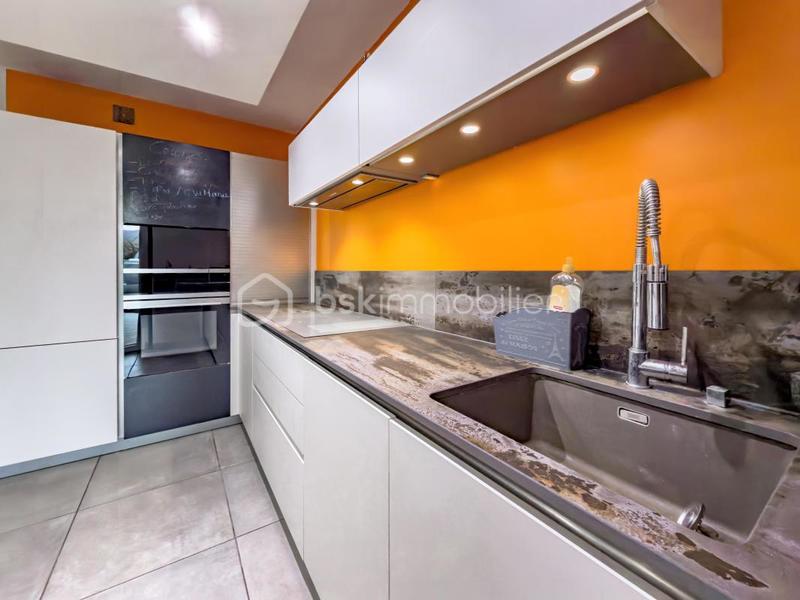 Maison ancienne - 200 m² - 8 pièces