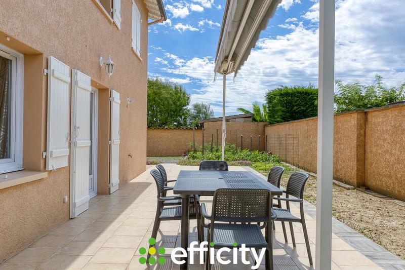 Maison - 90 m² - 4 pièces