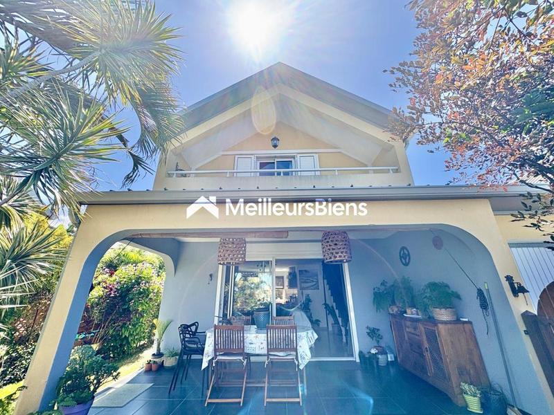 Maison - 110 m² - 4 pièces