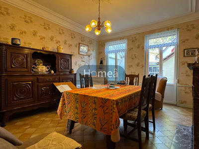 Maison - 123 m² - 6 pièces