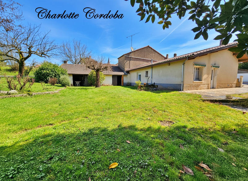 Maison - 90 m² - 4 pièces