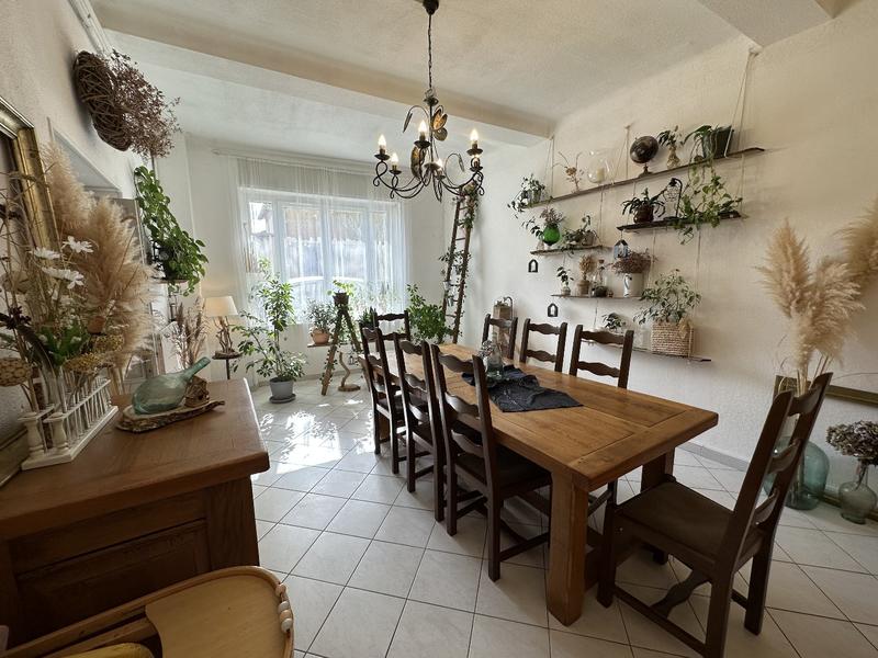 Maison de village - 215 m² - 9 pièces