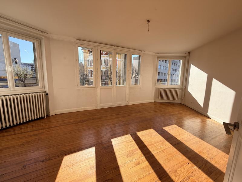 Appartement - 64 m² - 3 pièces