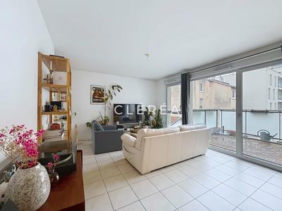 Appartement - 64 m² - 3 pièces