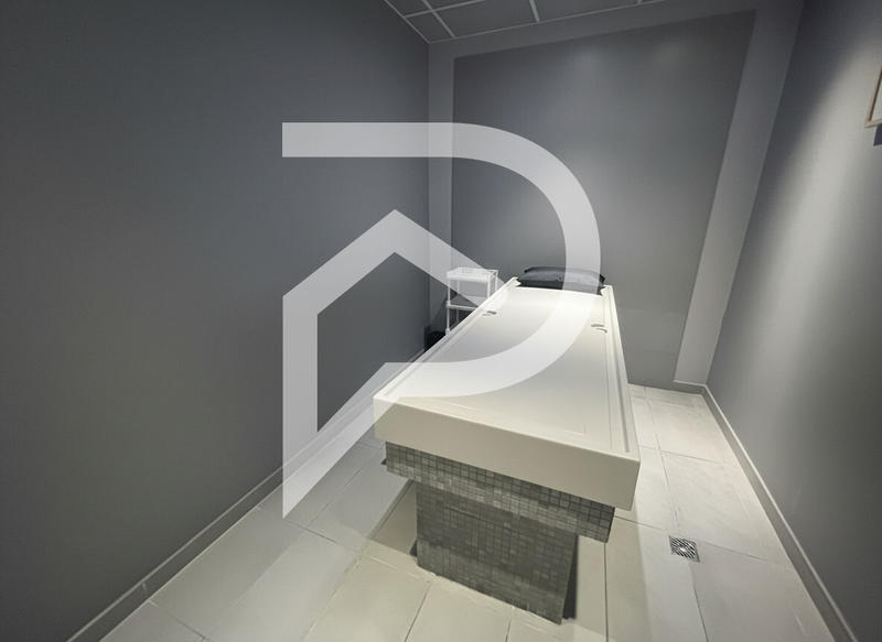 Fonds de commerce - 124 m²