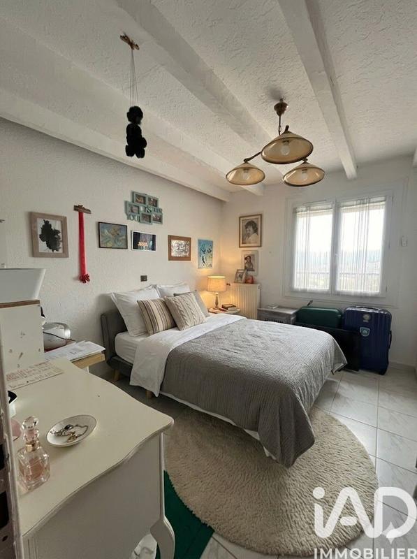 Maison - 162 m² - 7 pièces