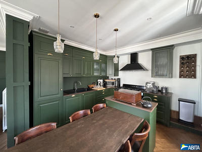 Appartement - 100 m² - 4 pièces