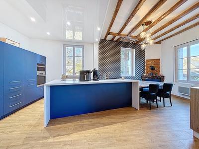 Maison - 137 m² - 4 pièces