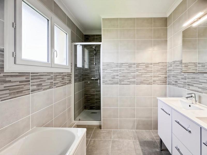 Maison - 144 m² - 6 pièces