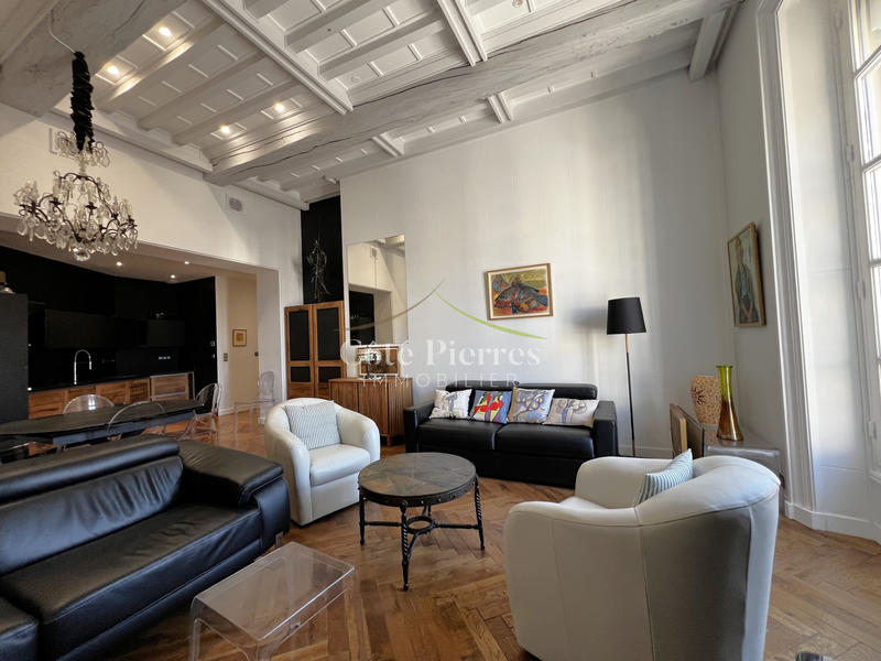 Appartement - 70 m² - 2 pièces