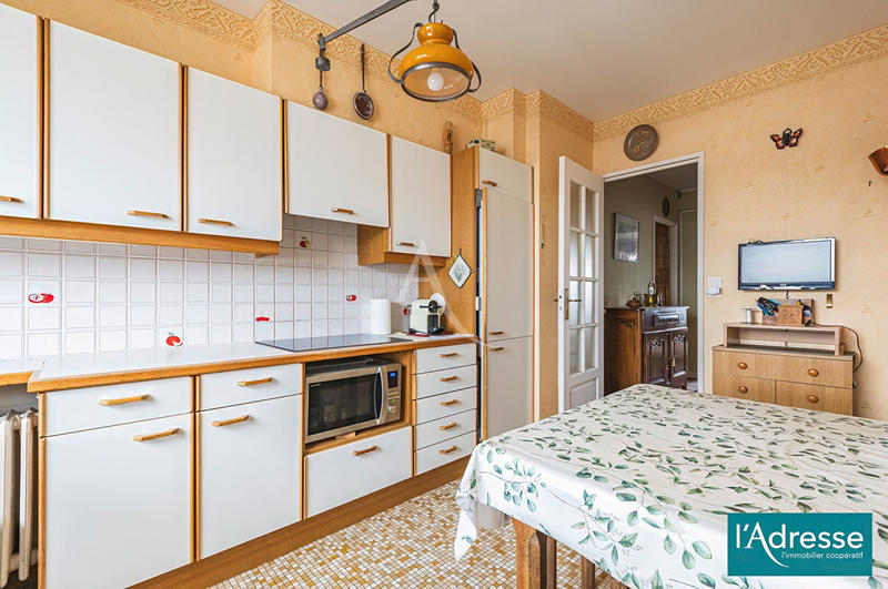 Appartement - 98 m² - 4 pièces