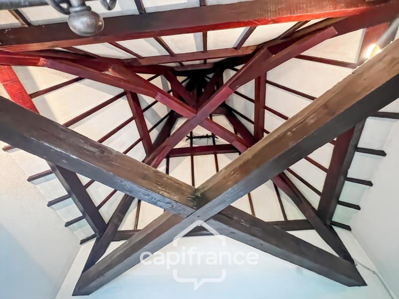 Maison de maîtres - 305 m² - 12 pièces