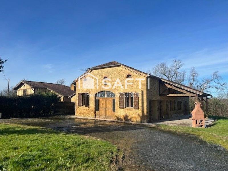 Maison - 303 m² - 10 pièces