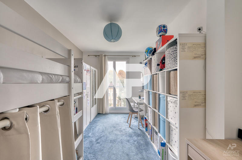 Appartement - 90 m² - 4 pièces