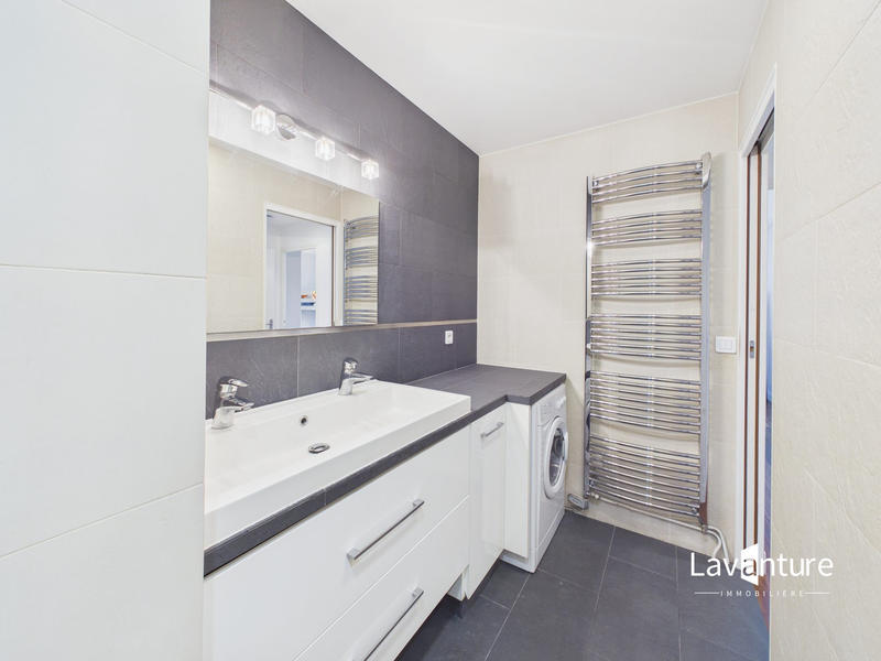 Appartement - 75 m² - 4 pièces